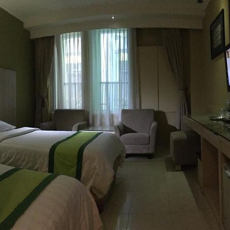 Hotel Wisata Niaga Purwokerto Eksteriør billede