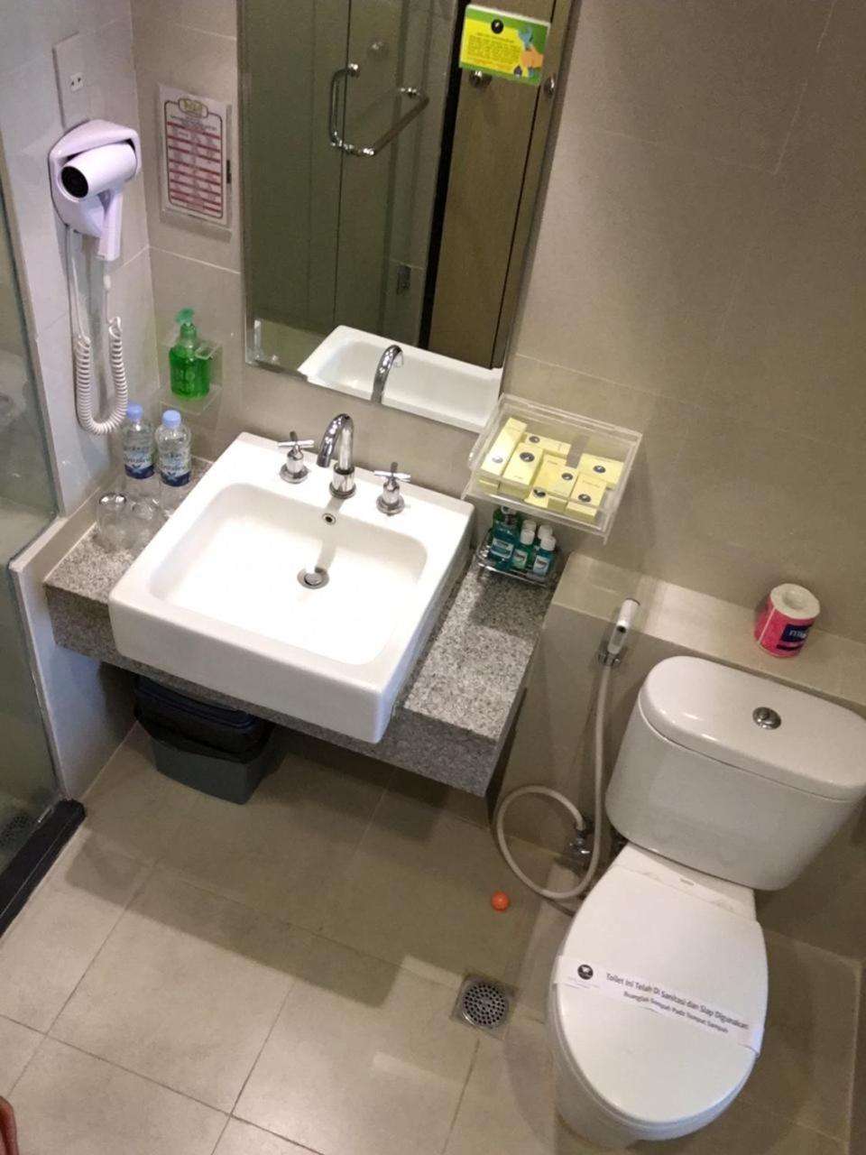 Hotel Wisata Niaga Purwokerto Eksteriør billede