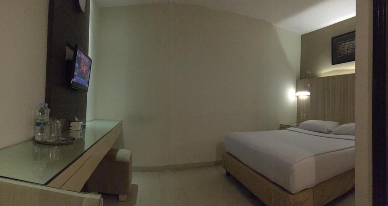 Hotel Wisata Niaga Purwokerto Eksteriør billede
